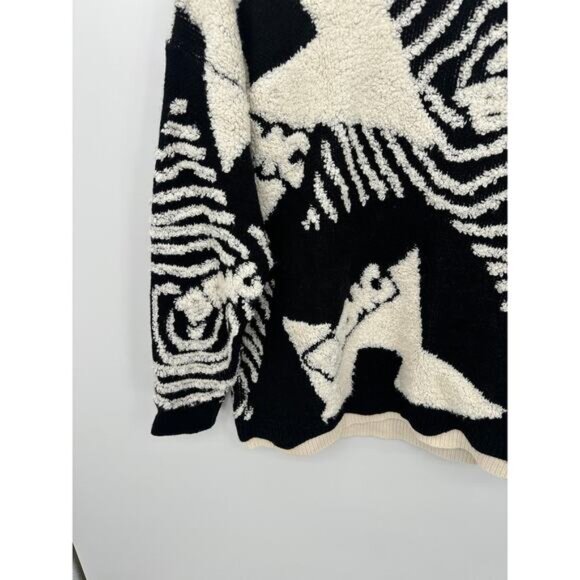 Elfric Eden Mens Black Cream Knit Crewneck Sweater Size L Graphic Artsy 3D Retro - Picture 3 of 8